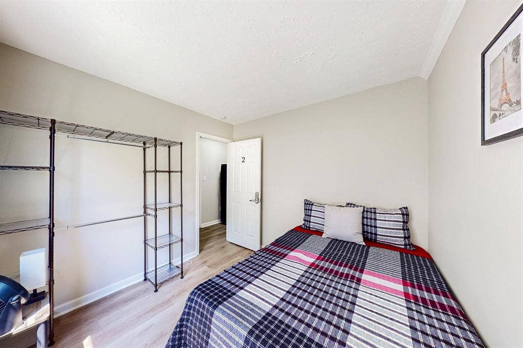 7 BR in Ellenwood
