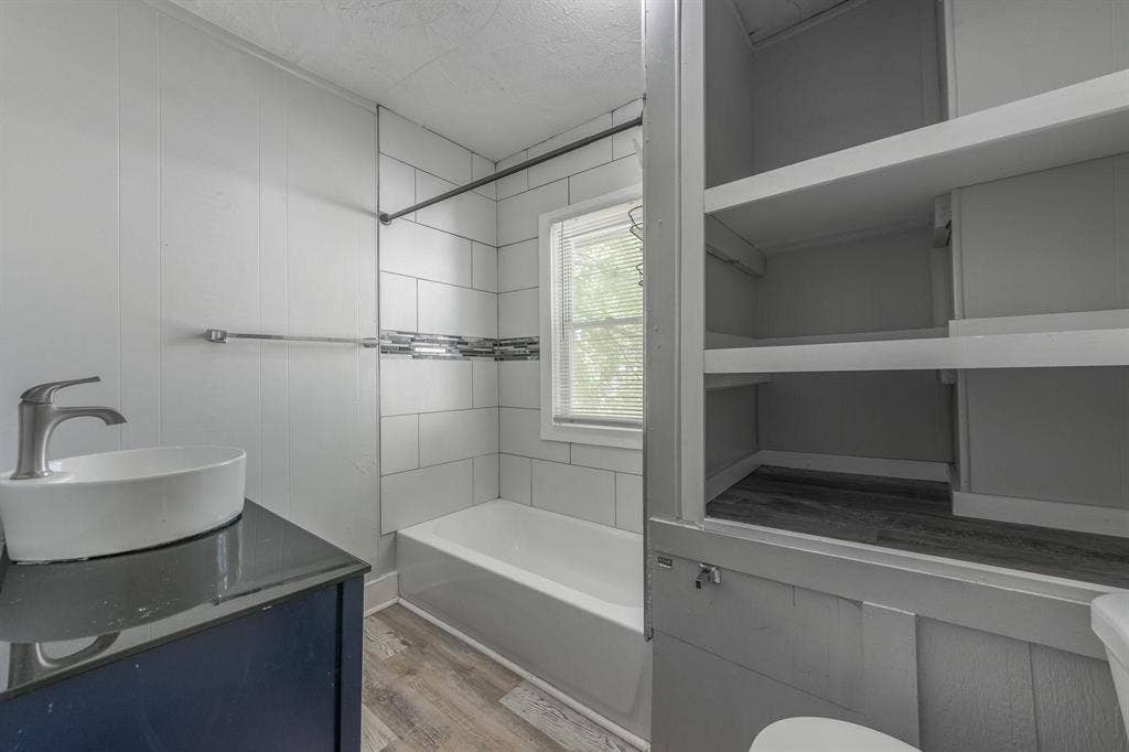 7 BR in Kansas City