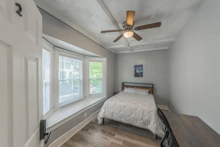 7 BR in Kansas City