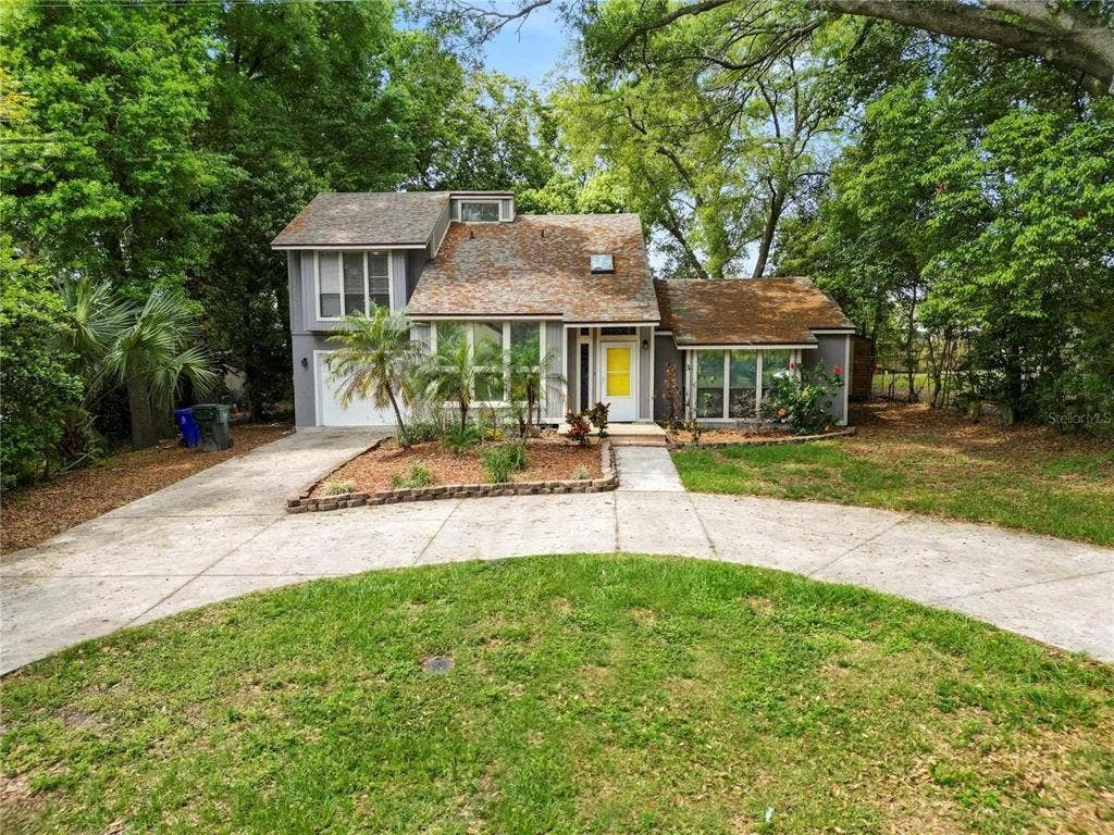 8 BR in Lakeland