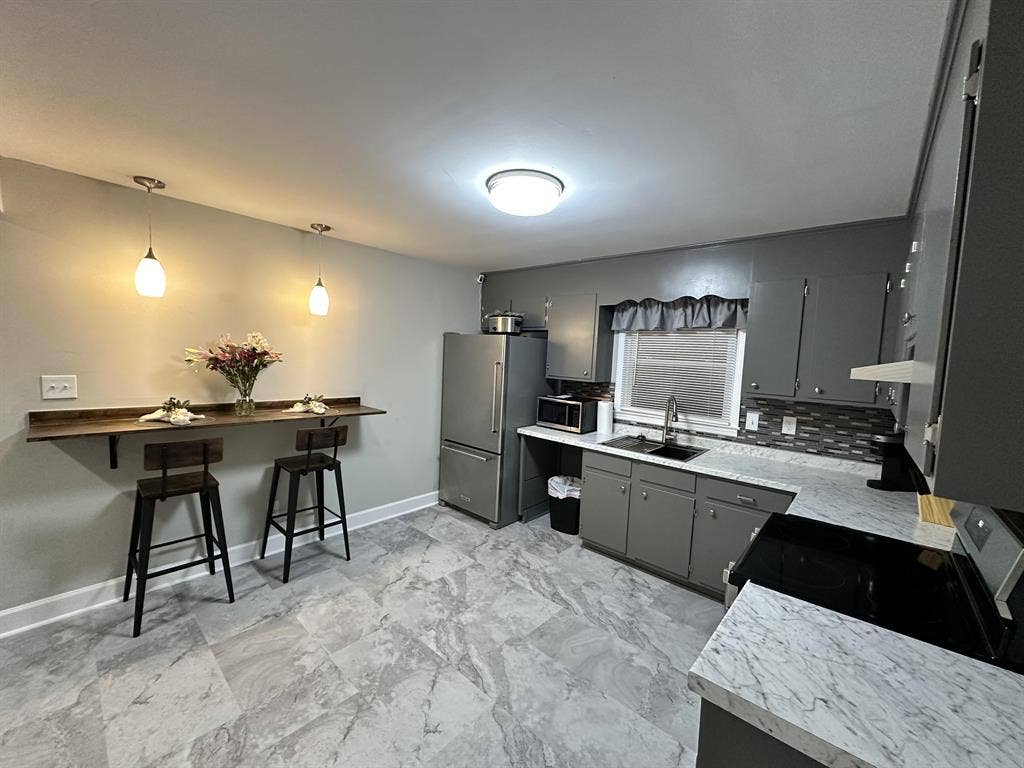 4 BR in Charlotte