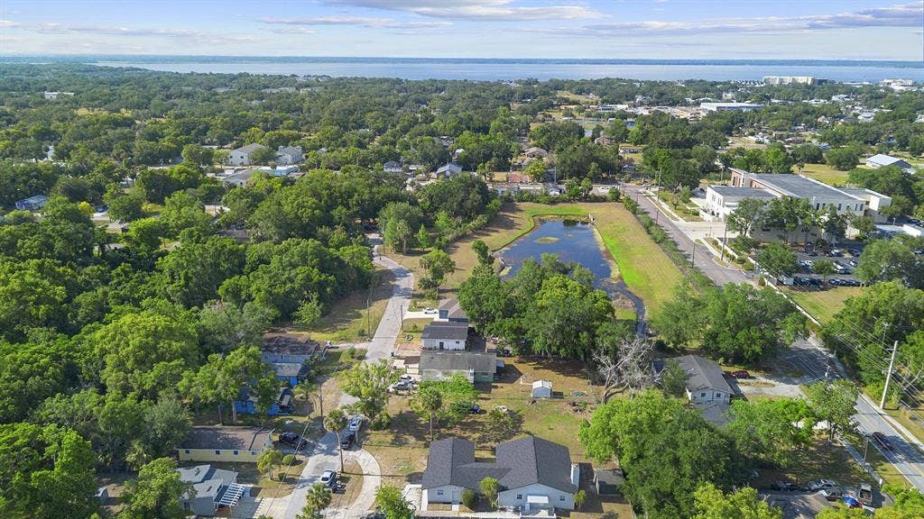 5 BR in Sanford