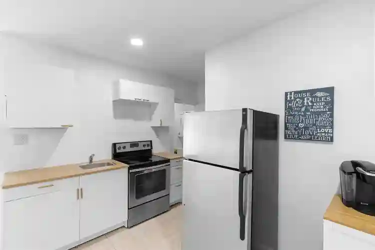 5 BR in Sanford
