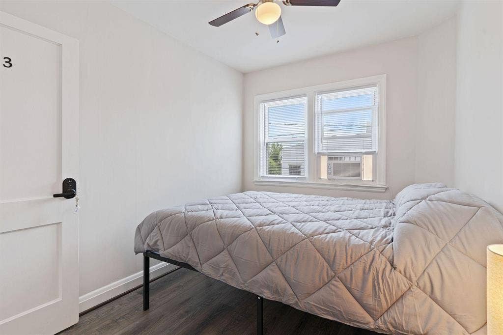 6 BR in Baltimore