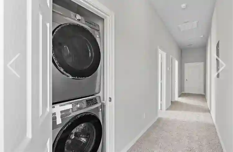 6 BR in Houston