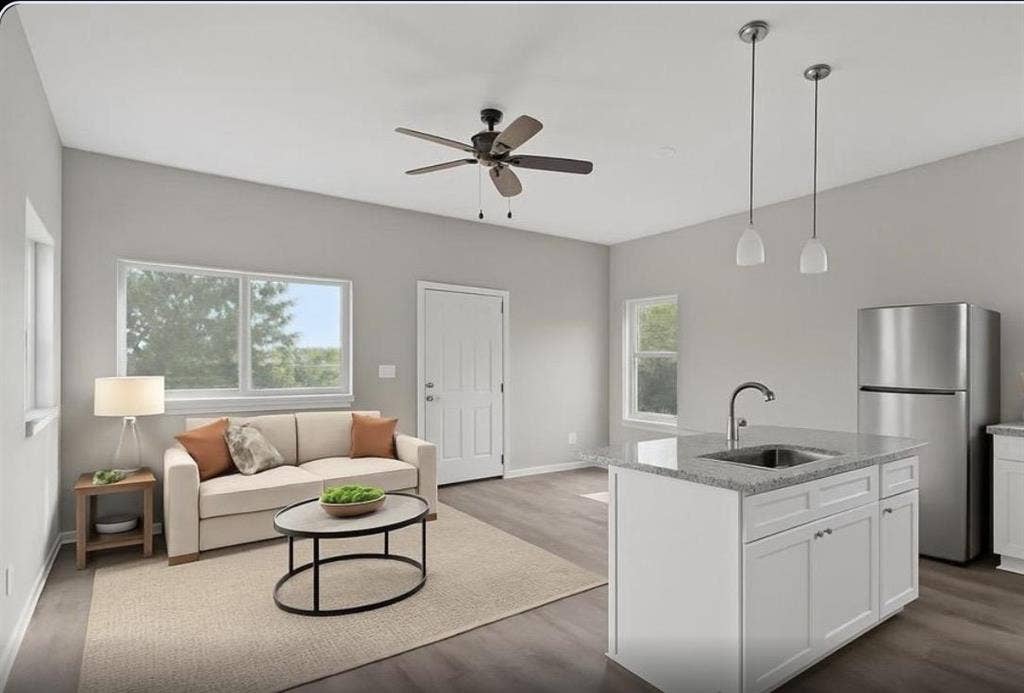 6 BR in Houston
