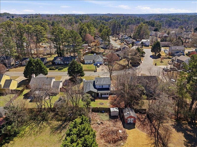 8 BR in Lawrenceville
