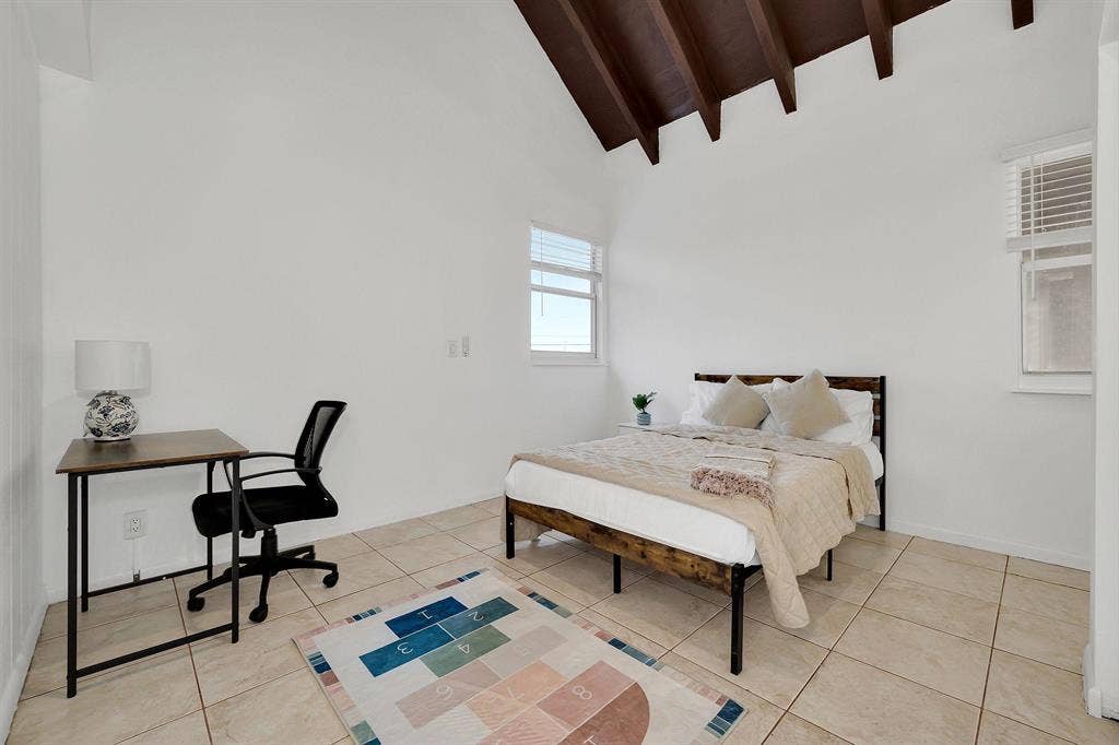 7 BR in Plantation