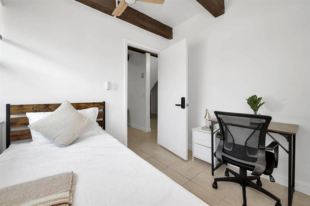 7 BR in Plantation