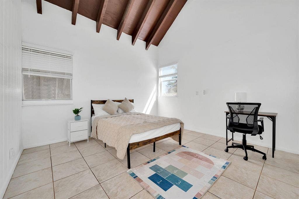 7 BR in Plantation