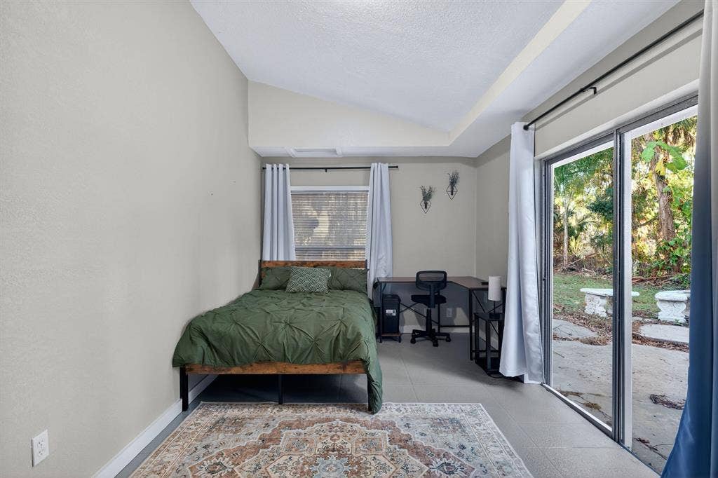 8 BR in Alva