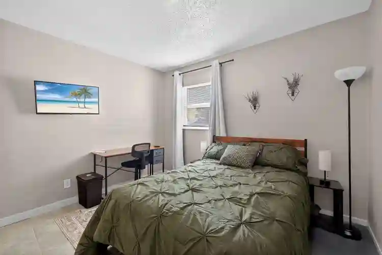 8 BR in Alva