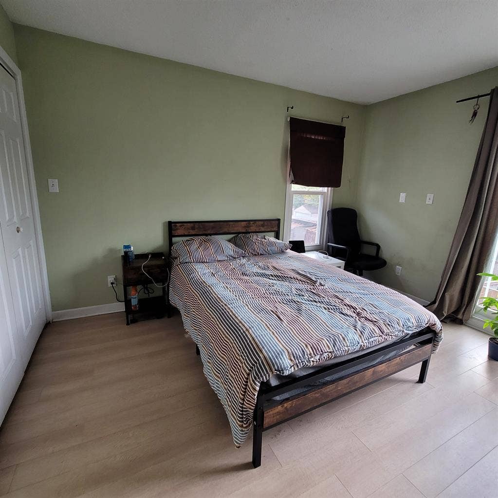 Private Room in Shared Apartment