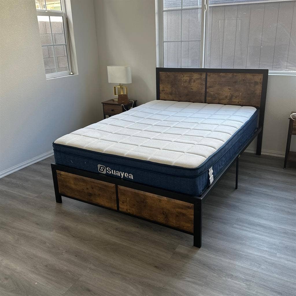 Great Room, close to freeway '