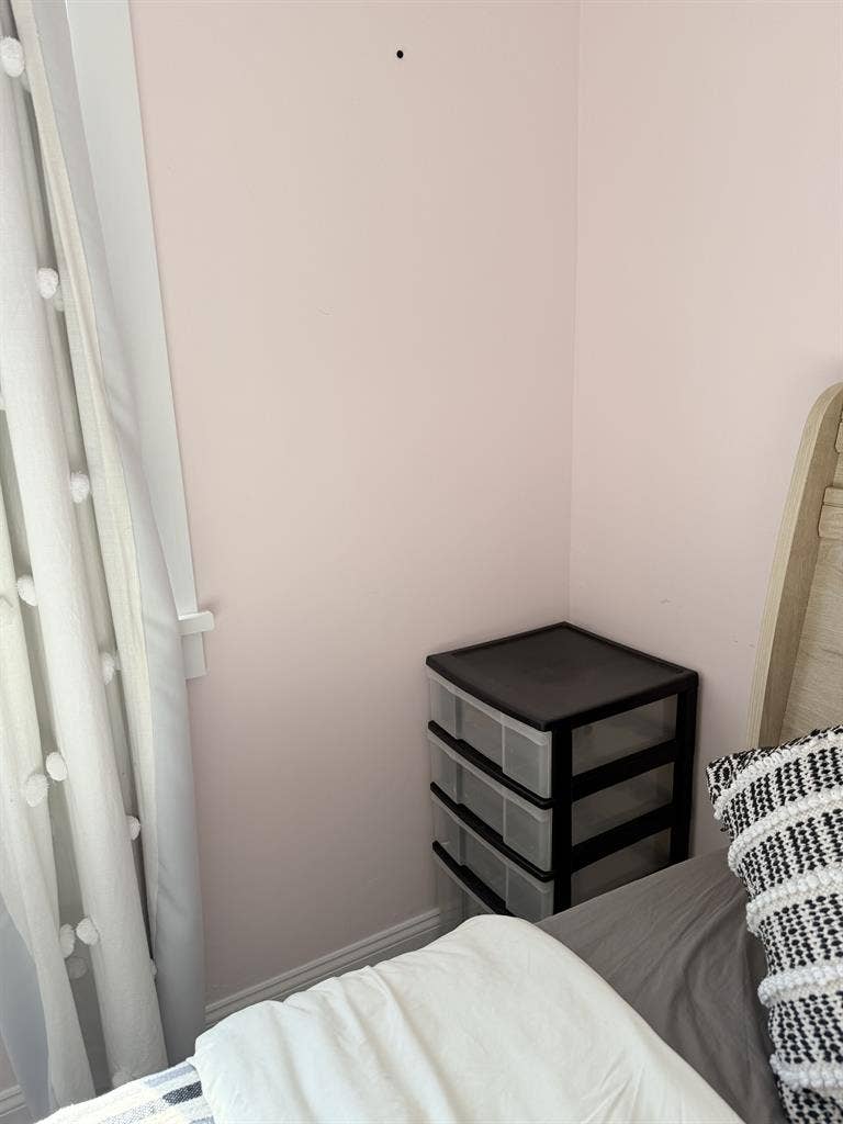 Furnished Room for Rent- Commack NY