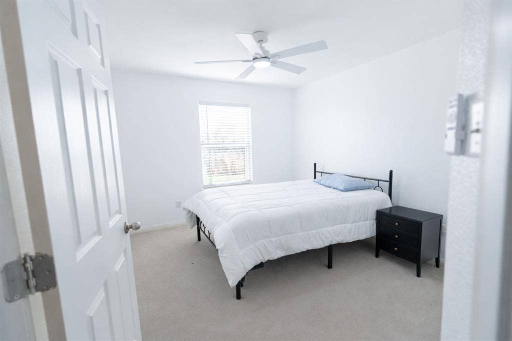 4 BR in Austin