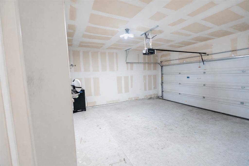 4 BR in Austin