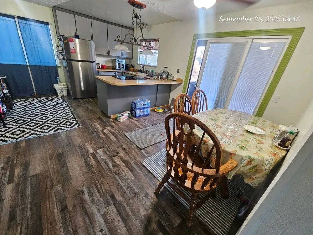 Rosemont - private room/shared bath