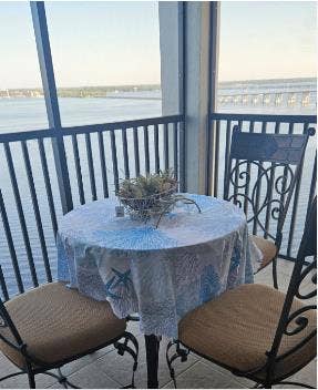 Waterfront Living for Professionals