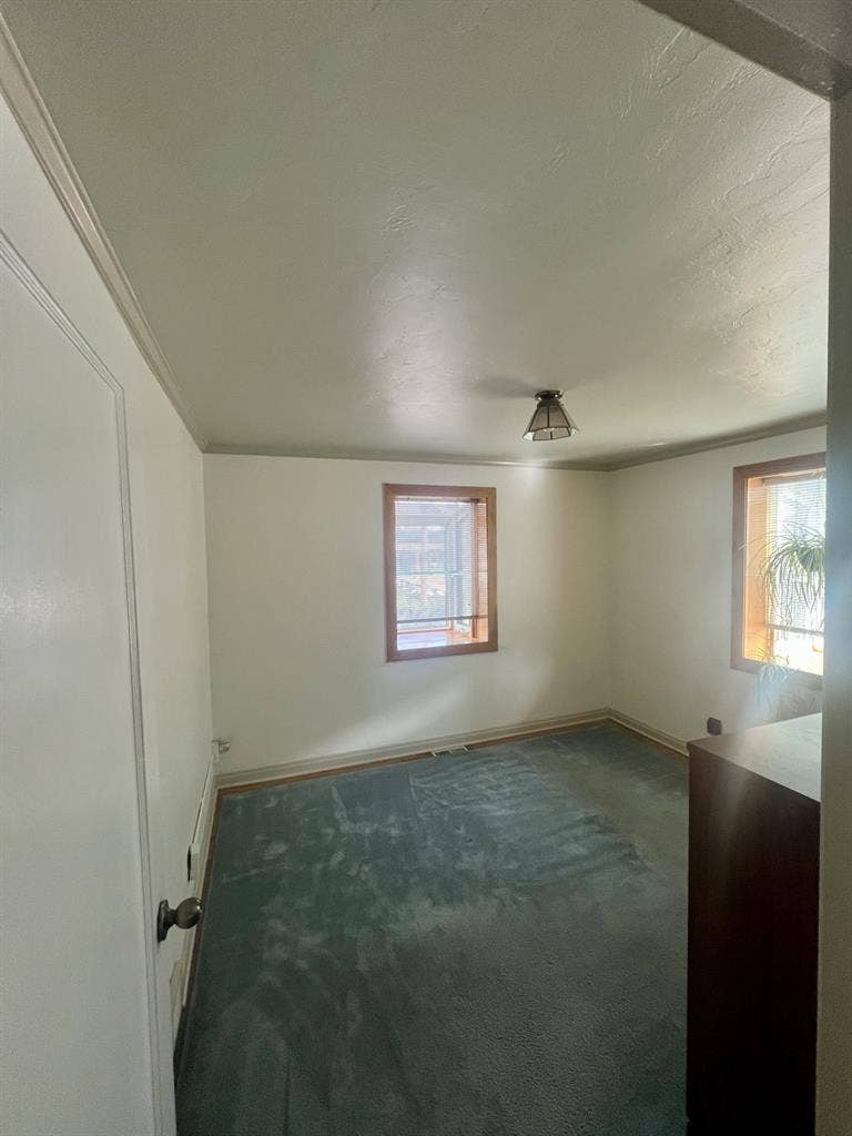 $775–$825 Utilities Included