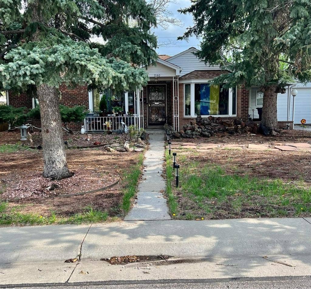 $775–$825 Utilities Included