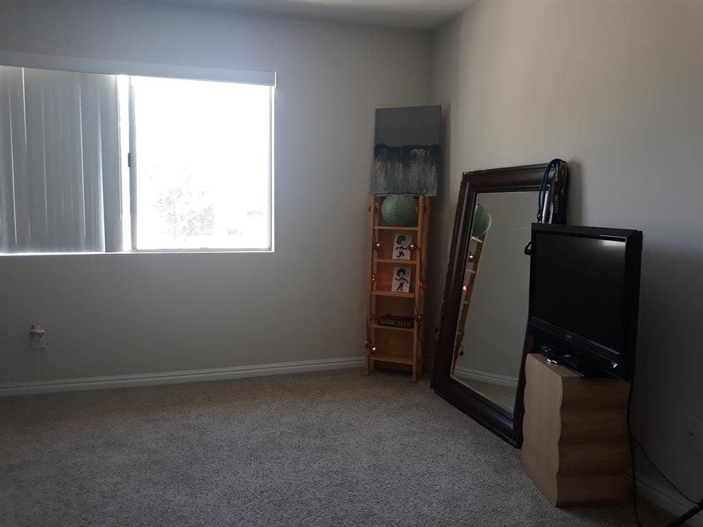 Private Room - Escondido