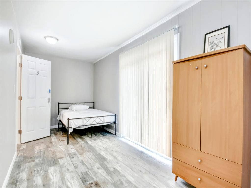 6 BR in Decatur