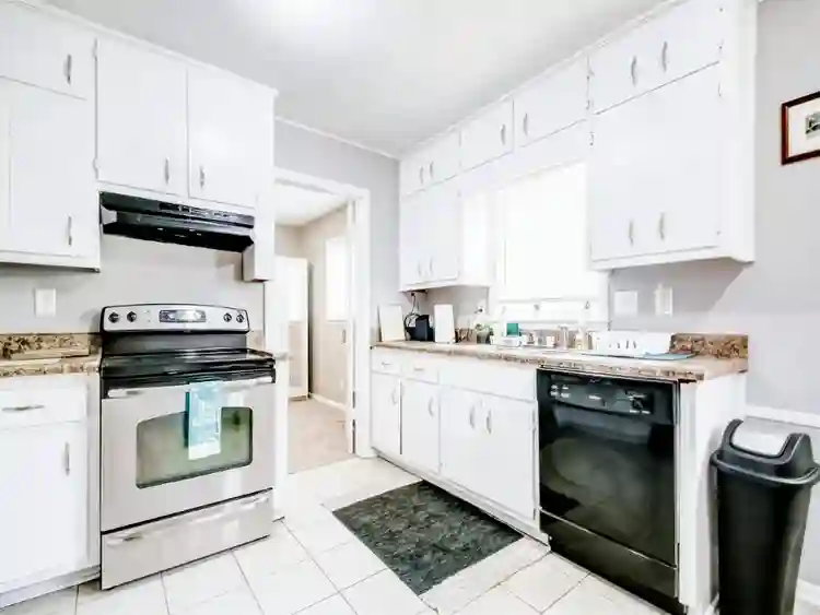 6 BR in Decatur