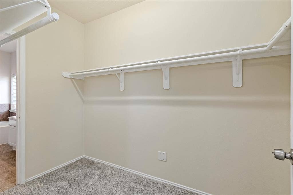 8 BR in Richmond