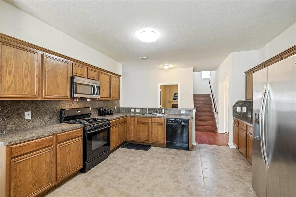 8 BR in Richmond