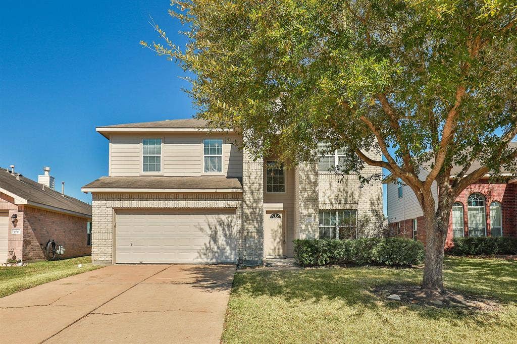 8 BR in Richmond