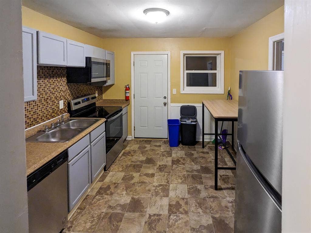 9 BR in Atlanta