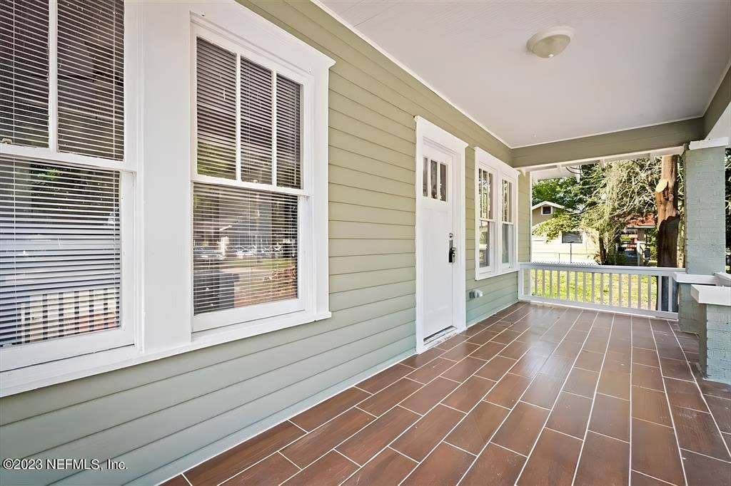 2 BR in Jacksonville