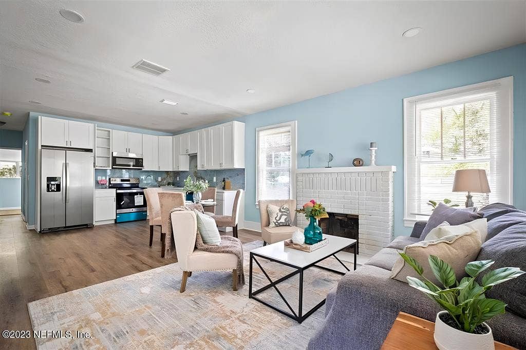 2 BR in Jacksonville