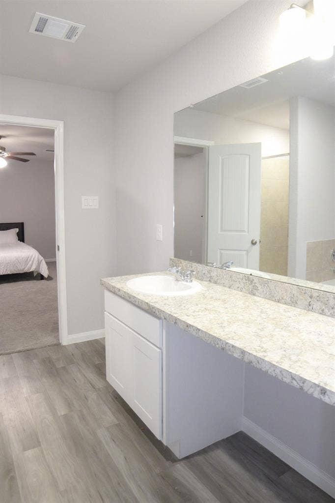 9 BR in Texas City