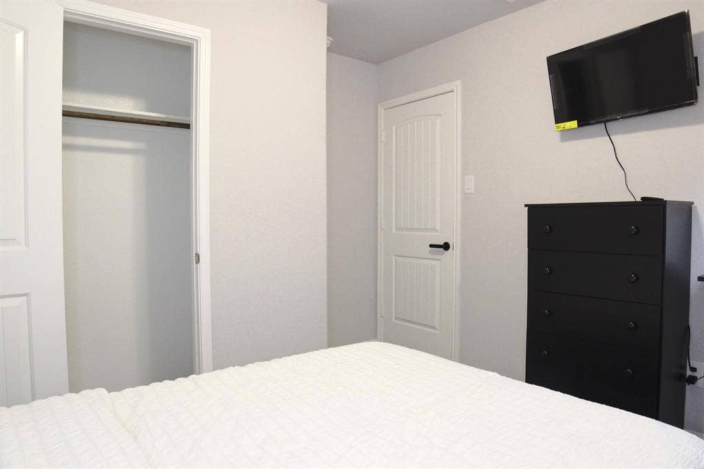 9 BR in Texas City