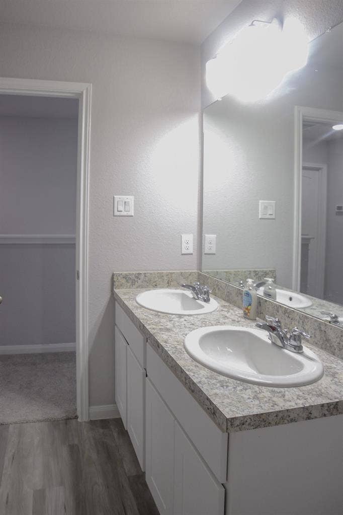 9 BR in Texas City