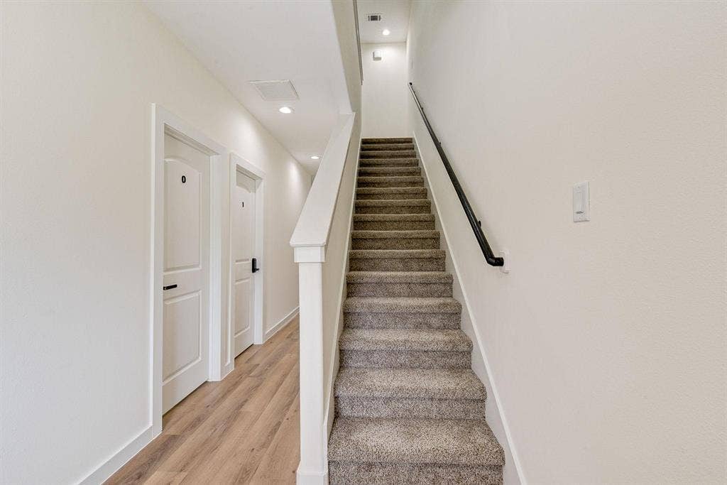 5 BR in Houston