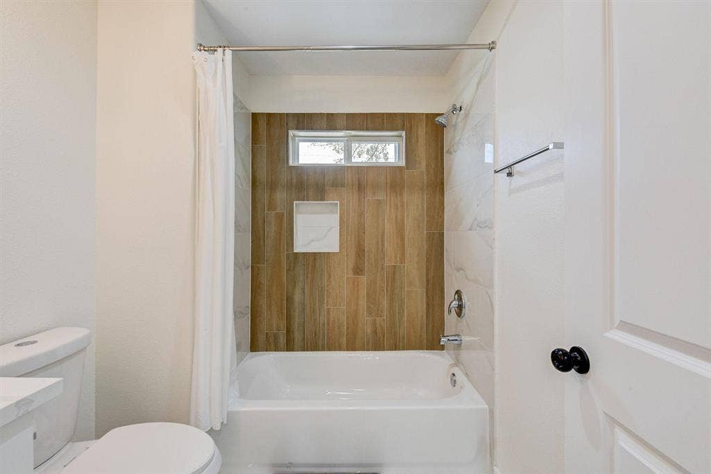 5 BR in Houston