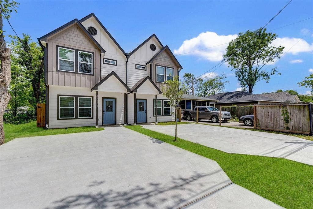 5 BR in Houston