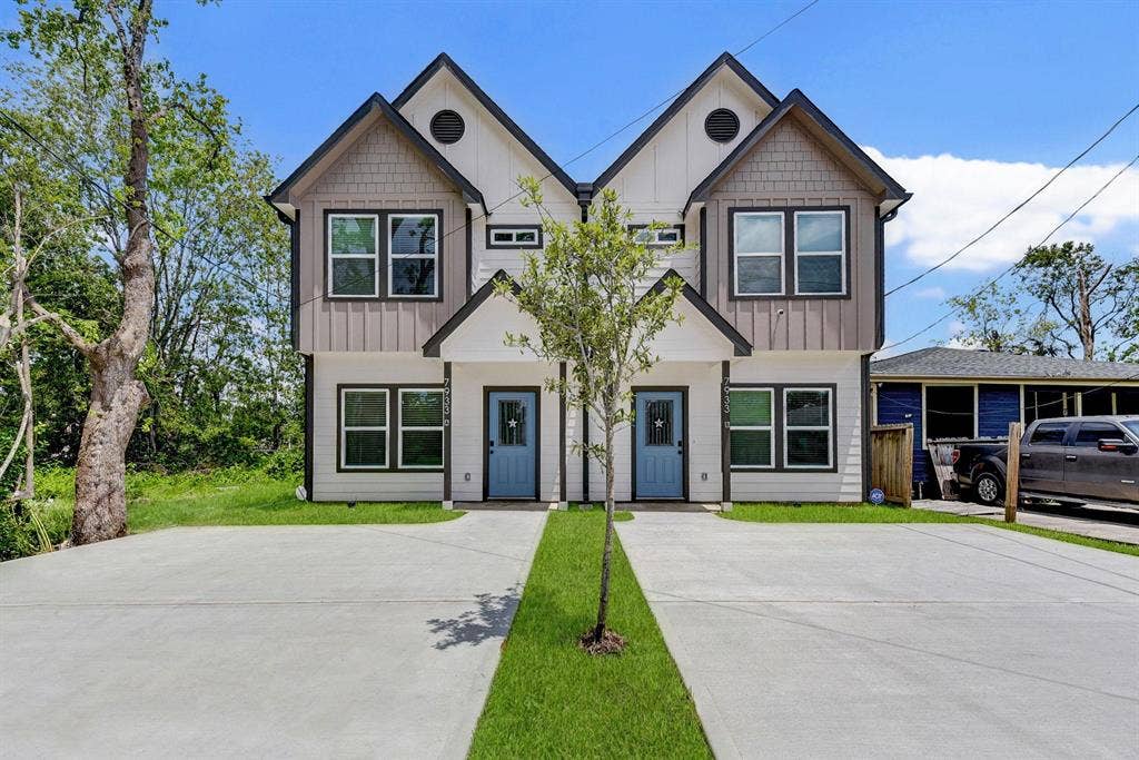 5 BR in Houston