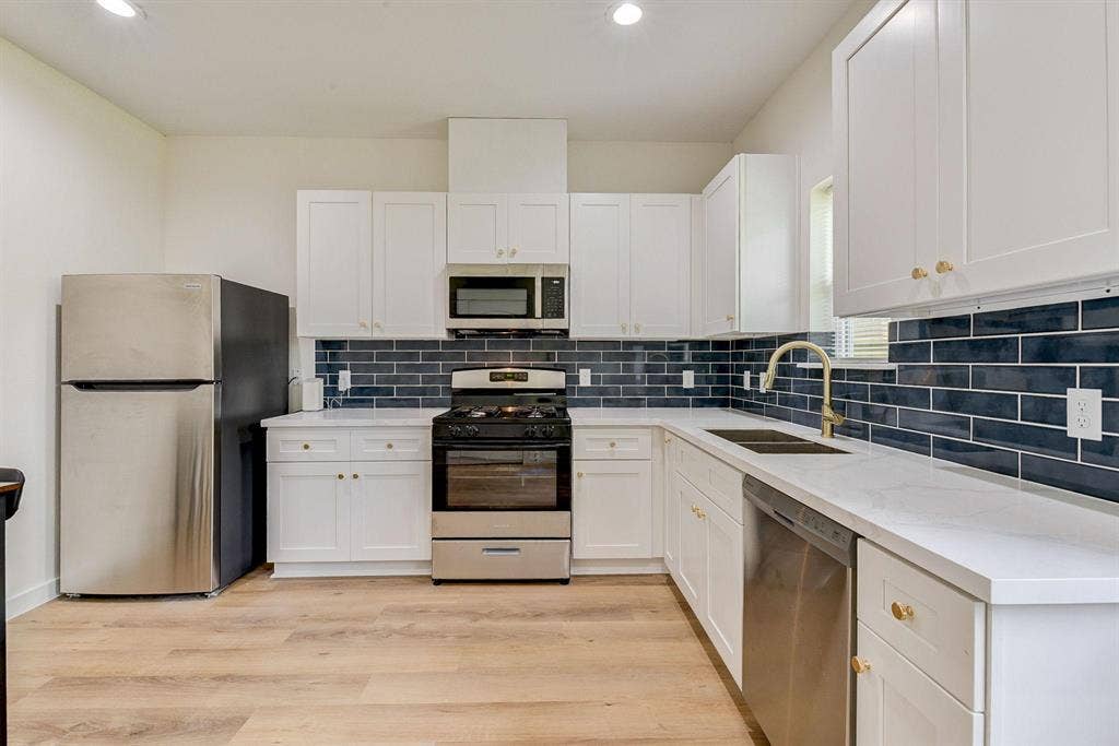 5 BR in Houston