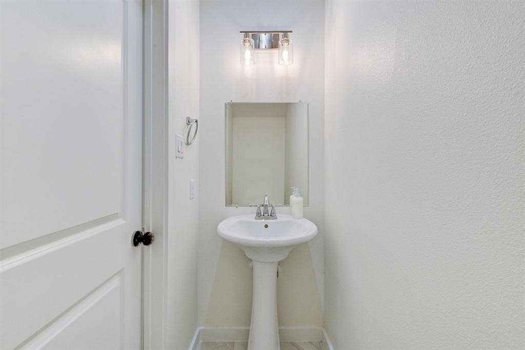 5 BR in Houston