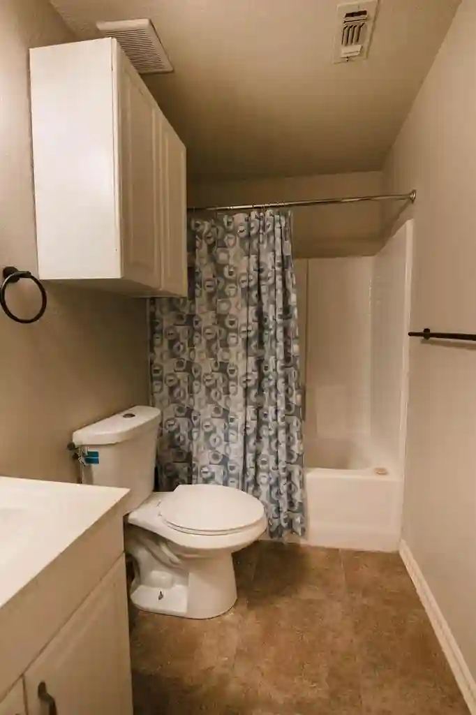 7 BR in Arlington