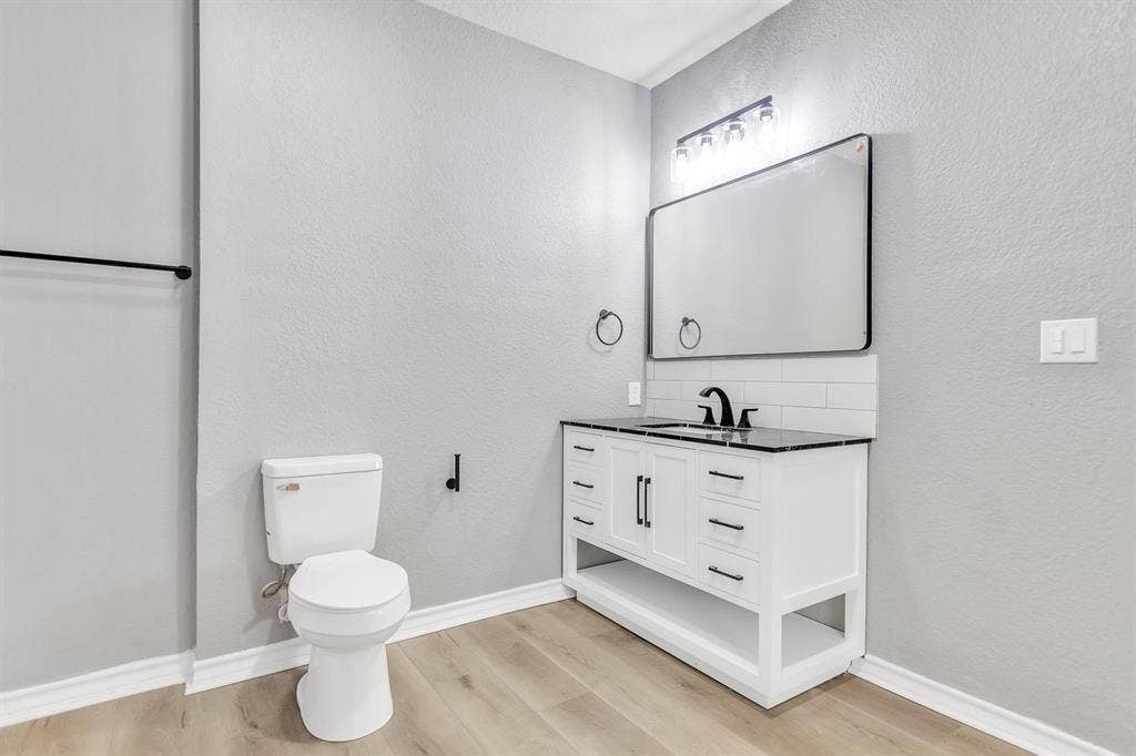 8 BR in San Antonio
