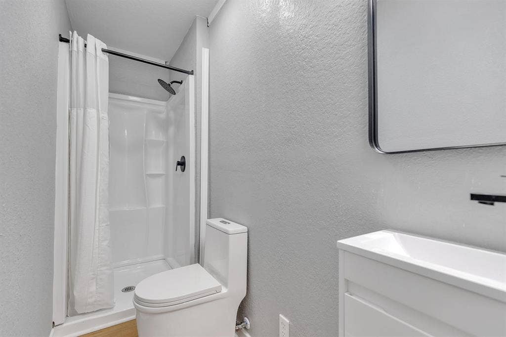 8 BR in San Antonio