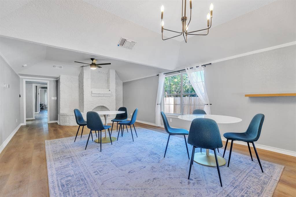8 BR in San Antonio