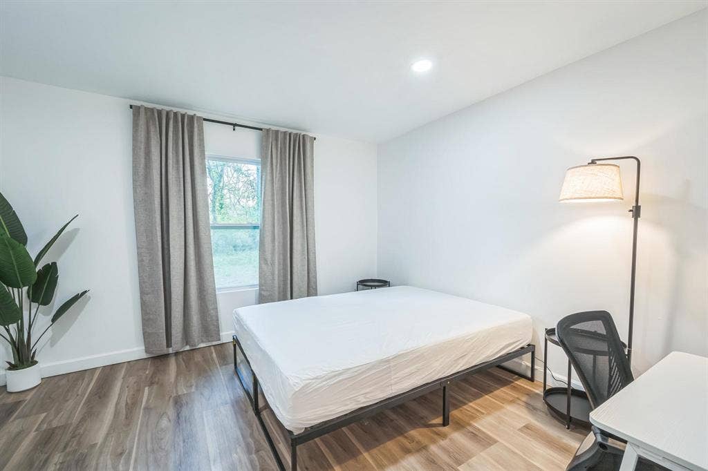 7 BR in Atlanta