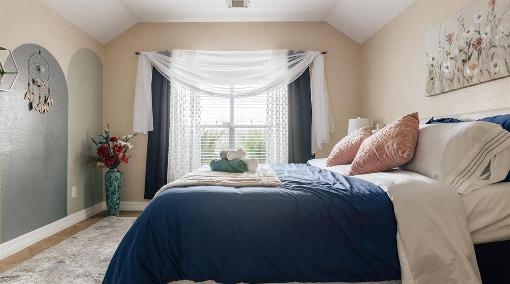 4 BR in Houston