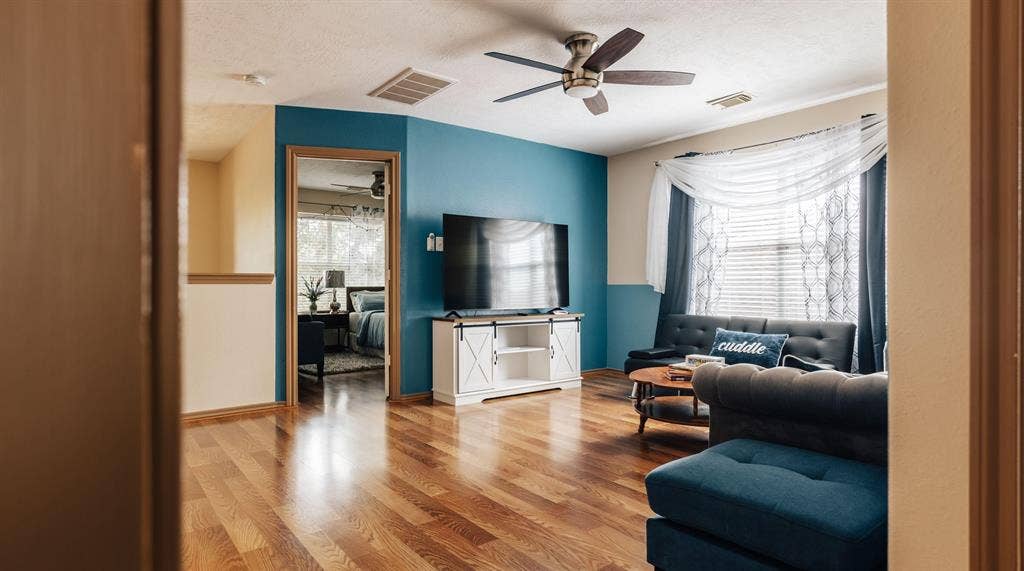 4 BR in Houston